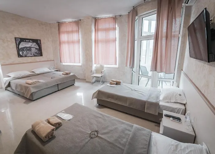 Guest house Kings View 3*