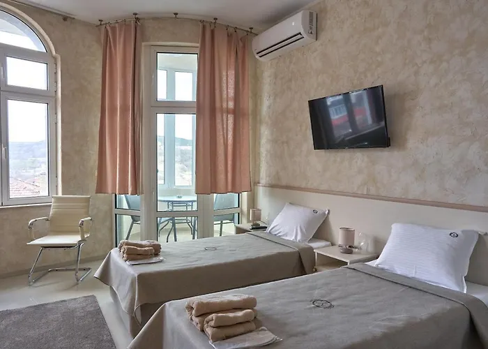 Kings View Guest house 3*